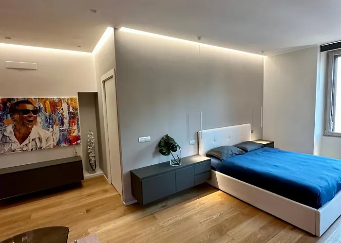 Lr Deluxe Apartments - Fondazione Prada - Metro M3